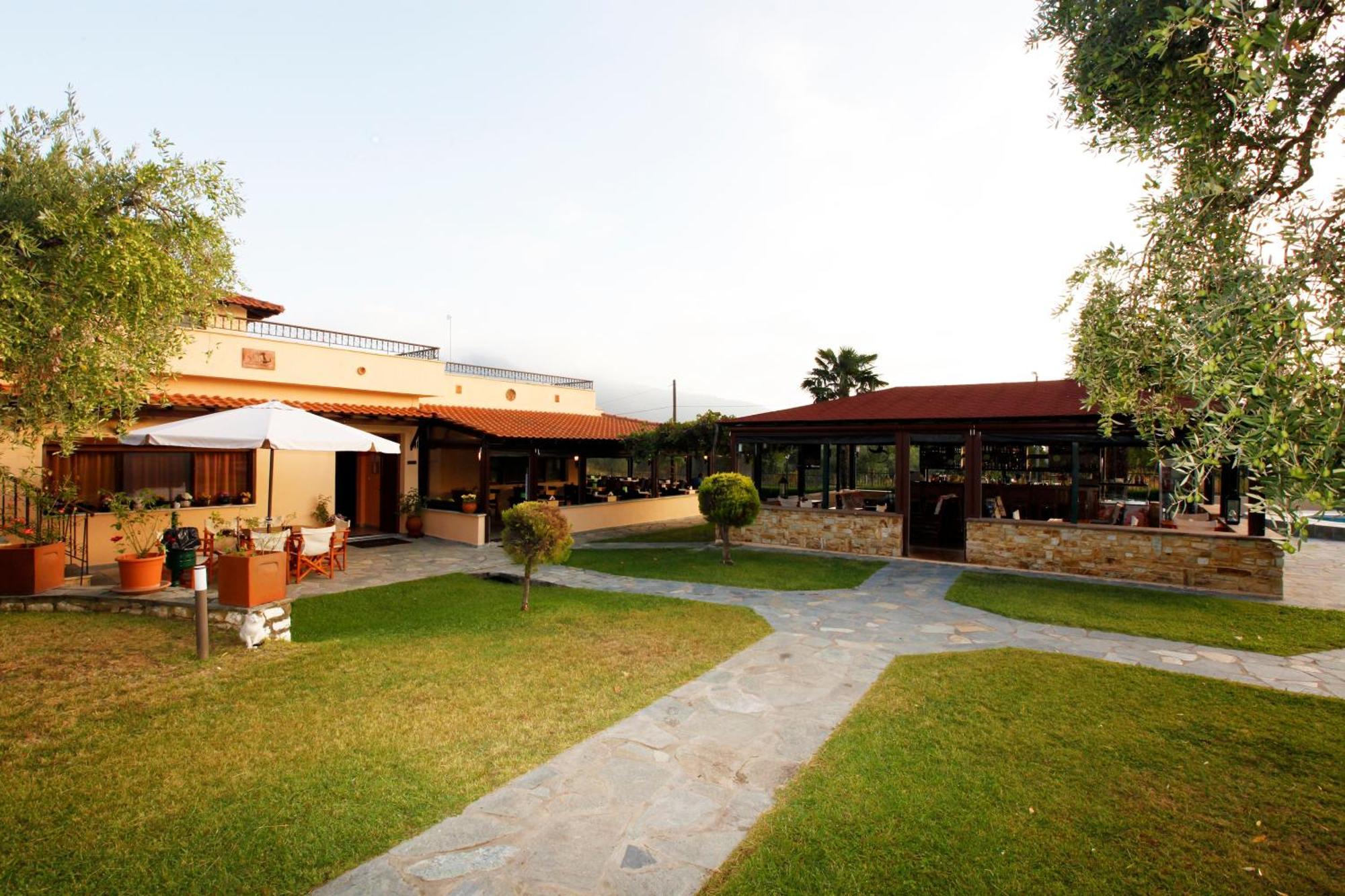 Ariadni Hotel Bungalows Skala Potamia  Exterior photo