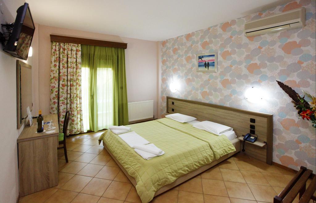 Ariadni Hotel Bungalows Skala Potamia  Room photo